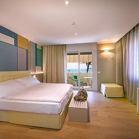 Szálloda Le Lampare 3*