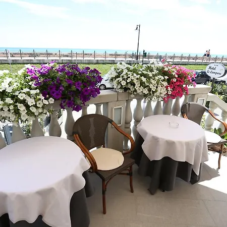 Le Lampare 호텔 3*