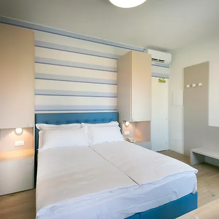 Le Lampare 카오를레