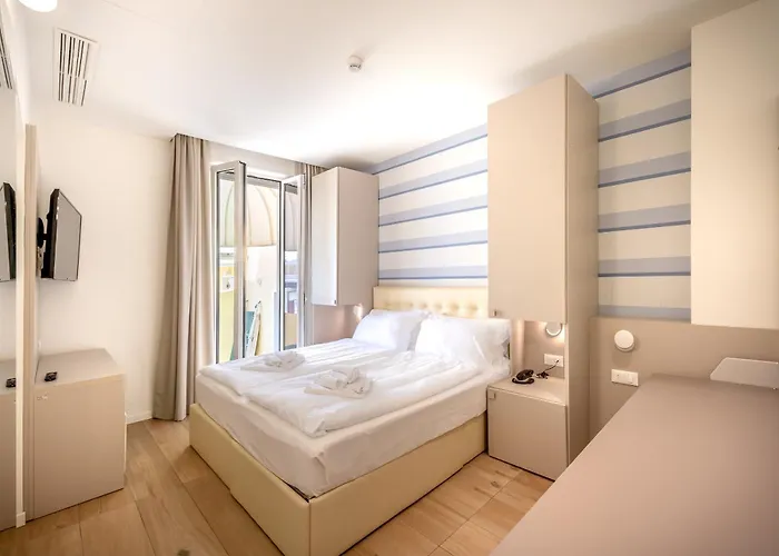 فندق Le Lampare 3*